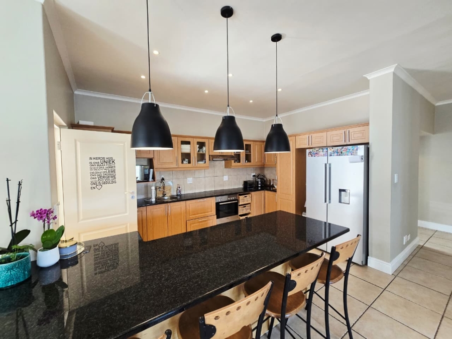 3 Bedroom Property for Sale in Kingswood Golf Estate Western Cape
